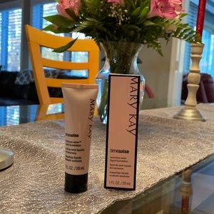 Mary Kay Timewise luminous wear liquid foundation.  Ivory 6.